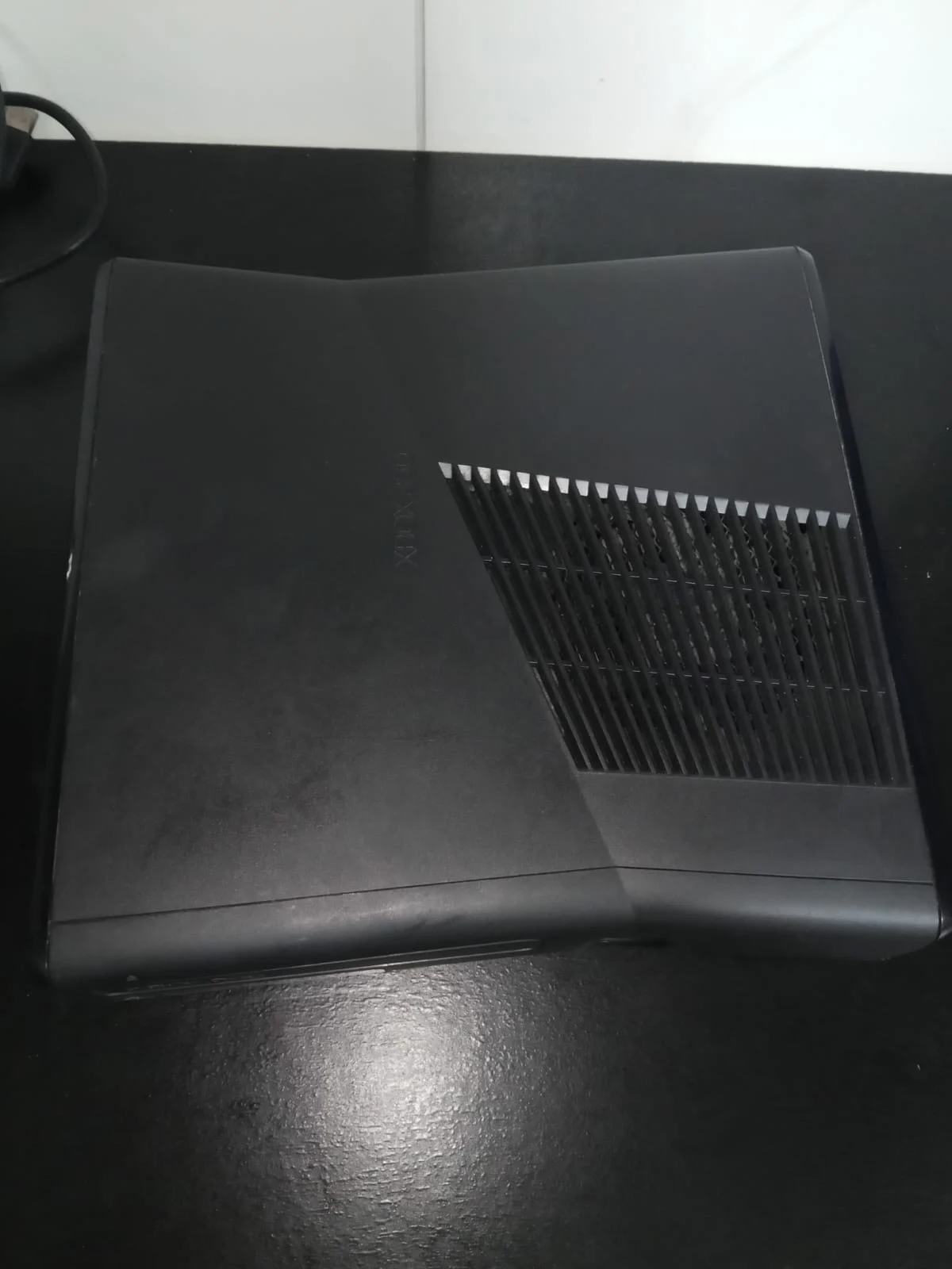 CX/ P*o /XBOX 360 + ACESSÓRIOS! 111,00 SEGUIDOS DE 19,00