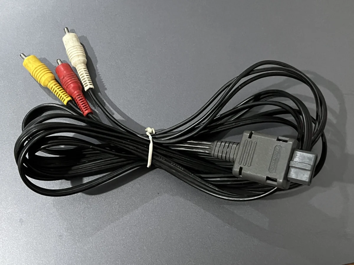 CX/ L*****do D* /CABO AV ORIGINAL SNES! 44,00 SEGUIDOS DE 9,00