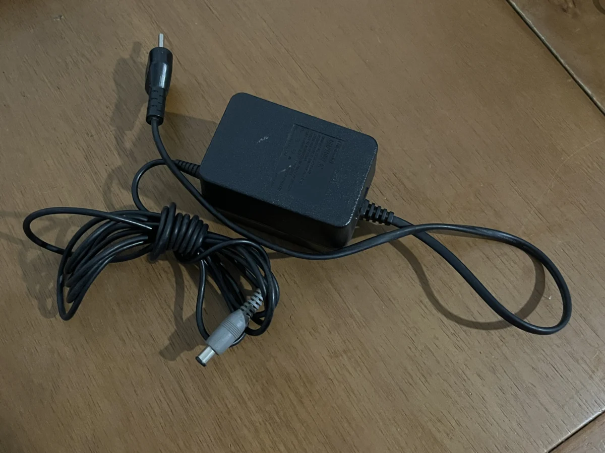CX/ L*****do D* /ORIGINAL! FONTE SNES BIVOLT! TOP!  78,00 SEGUIDOS DE 15,00