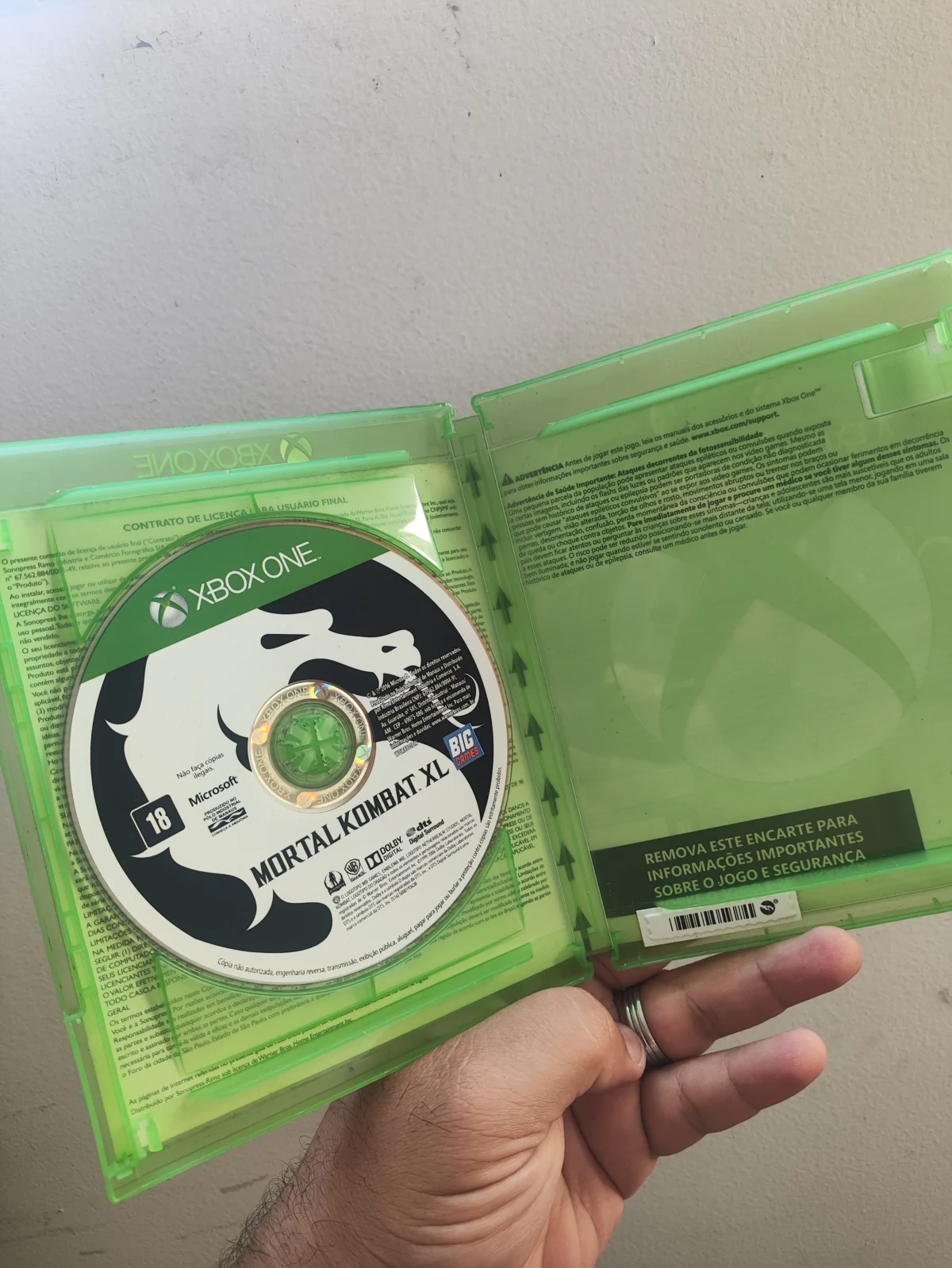 KF/ J*se C***ar /MK XL ORIGINAL XBOX 29,00 SEGUIDOS DE 6,00