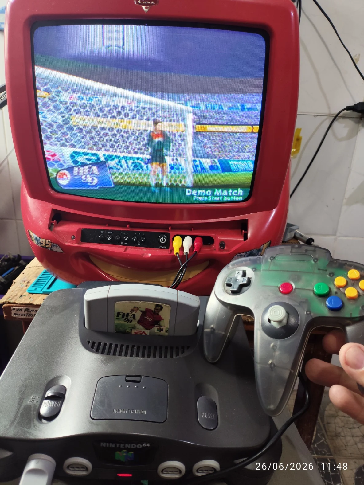 PS/ P****im /NINTENDO 64 COMPLETO 177,00 SEGUIDOS DE  27,00
