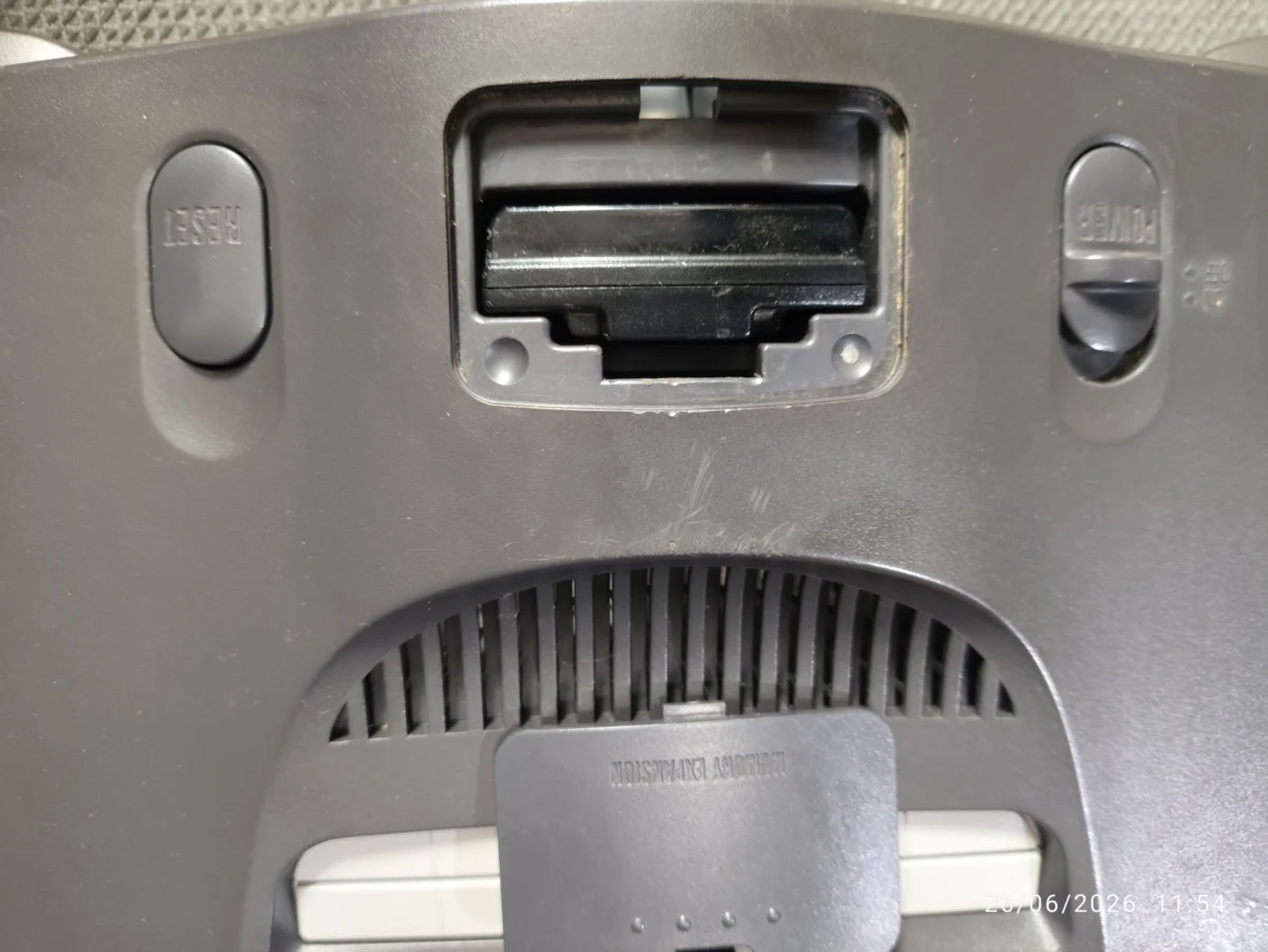 PS/ P****im /NINTENDO 64 COMPLETO 177,00 SEGUIDOS DE  27,00