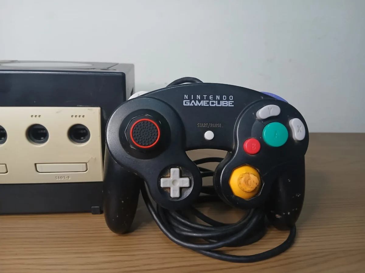 FH/ GameCube Desbloqueado SD32GB   220,00 SEGUIDOS DE 30,00