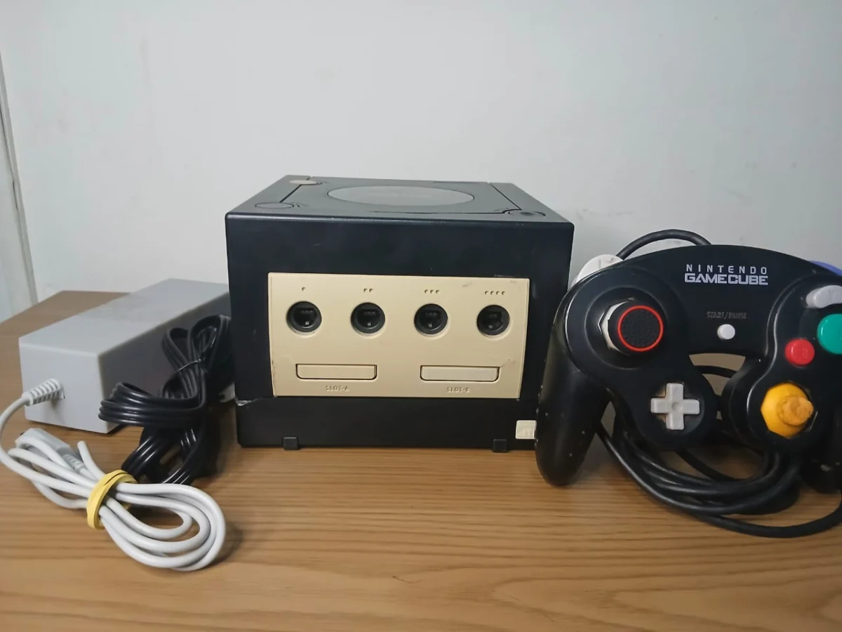 FH/ GameCube Desbloqueado SD32GB   220,00 SEGUIDOS DE 30,00
