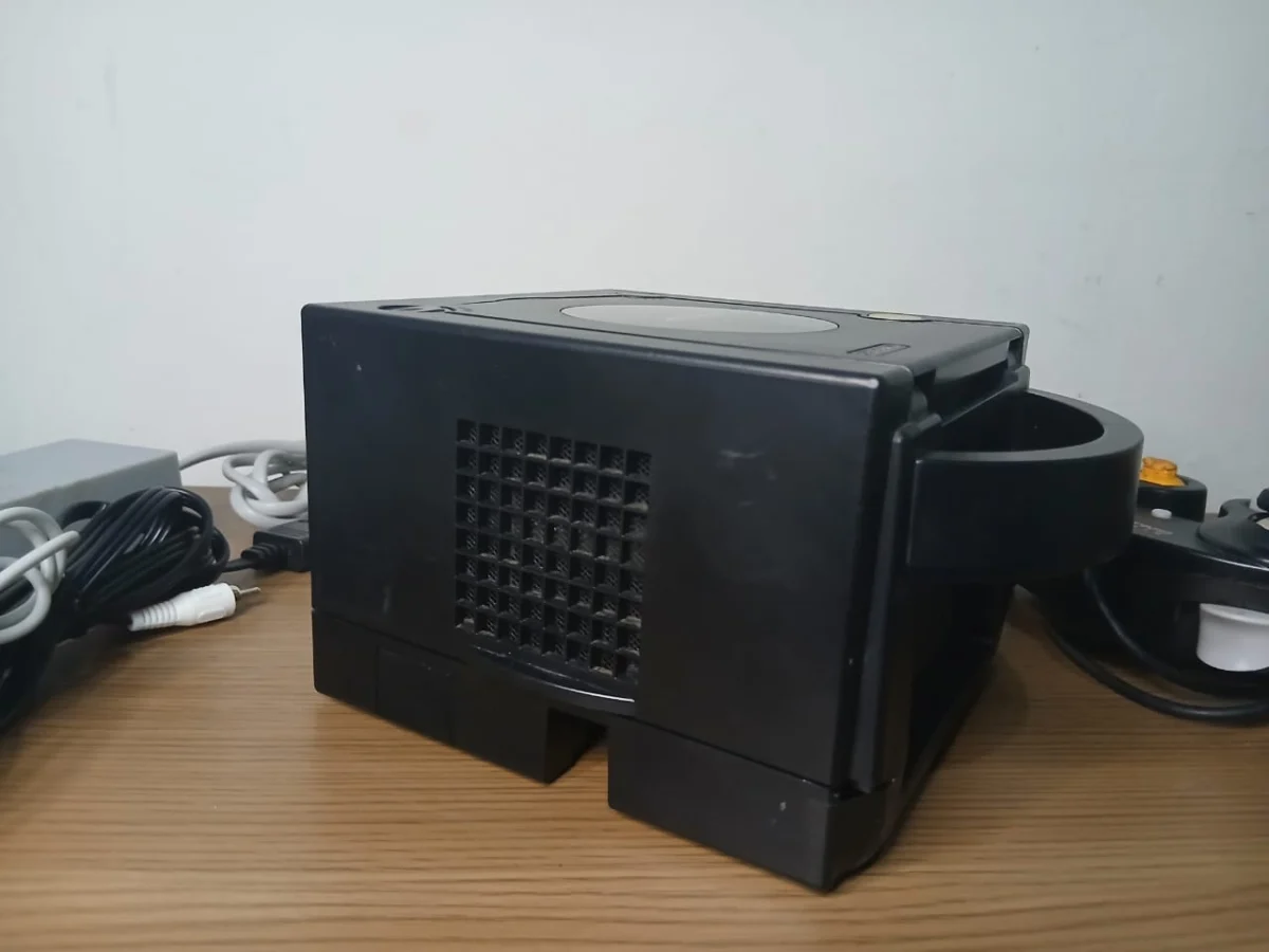 FH/ GameCube Desbloqueado SD32GB   220,00 SEGUIDOS DE 30,00