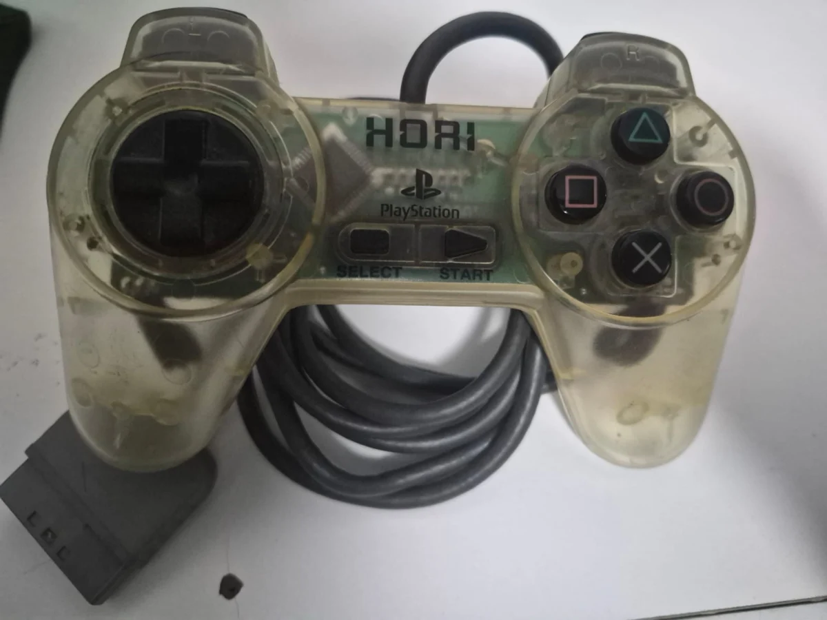 JD/ ORIGINAL CONTROLE HORIPAD II PS1, 79,00 SEGUIDOS DE 8,00
