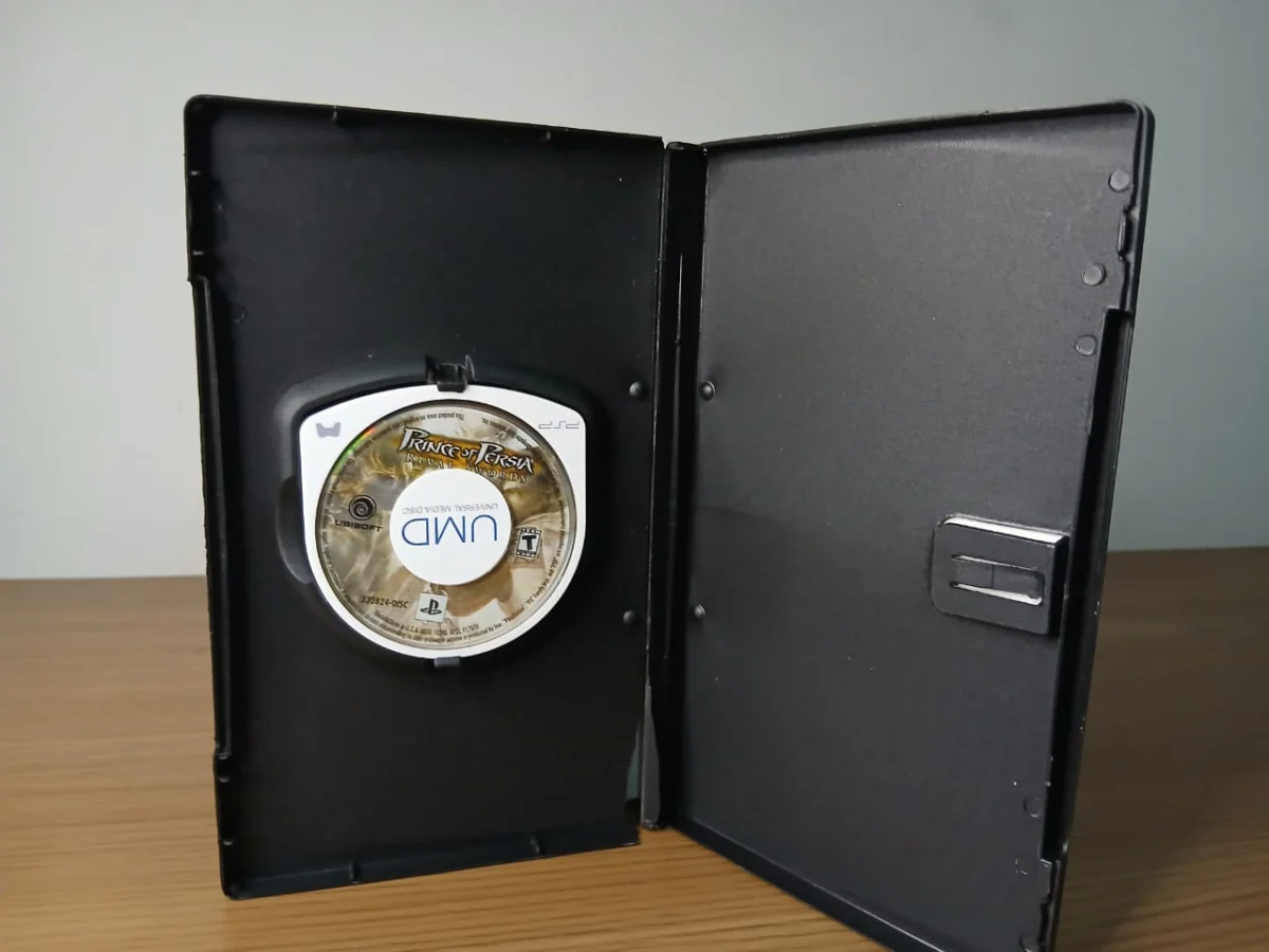 FH/ Original PRINCE OF PERSIA PSP 57,00 SEGUIDOS DE 5,00