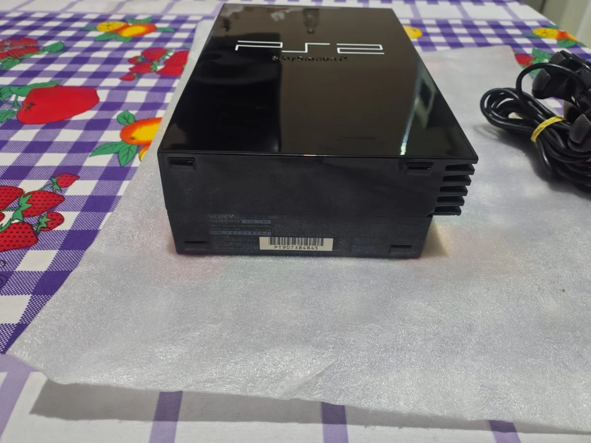 CX/ J*hn H***er /PS2 FAT BLACK PIANO. AUTO! LENDO100%!  187,00 SEGUIDOS DE 23,00