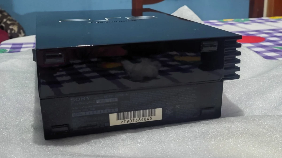 CX/ J*hn H***er /PS2 FAT BLACK PIANO. AUTO! LENDO100%!  187,00 SEGUIDOS DE 23,00