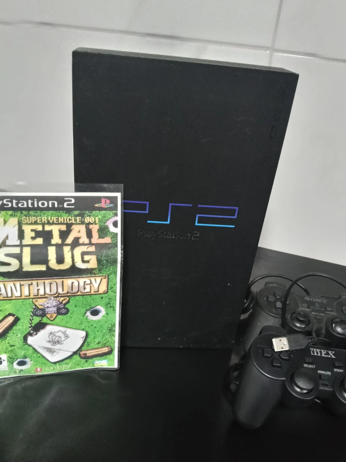 CX/ PLAYSTATION 2 FAT! 111,00 SEGUIDOS DE 15,00
