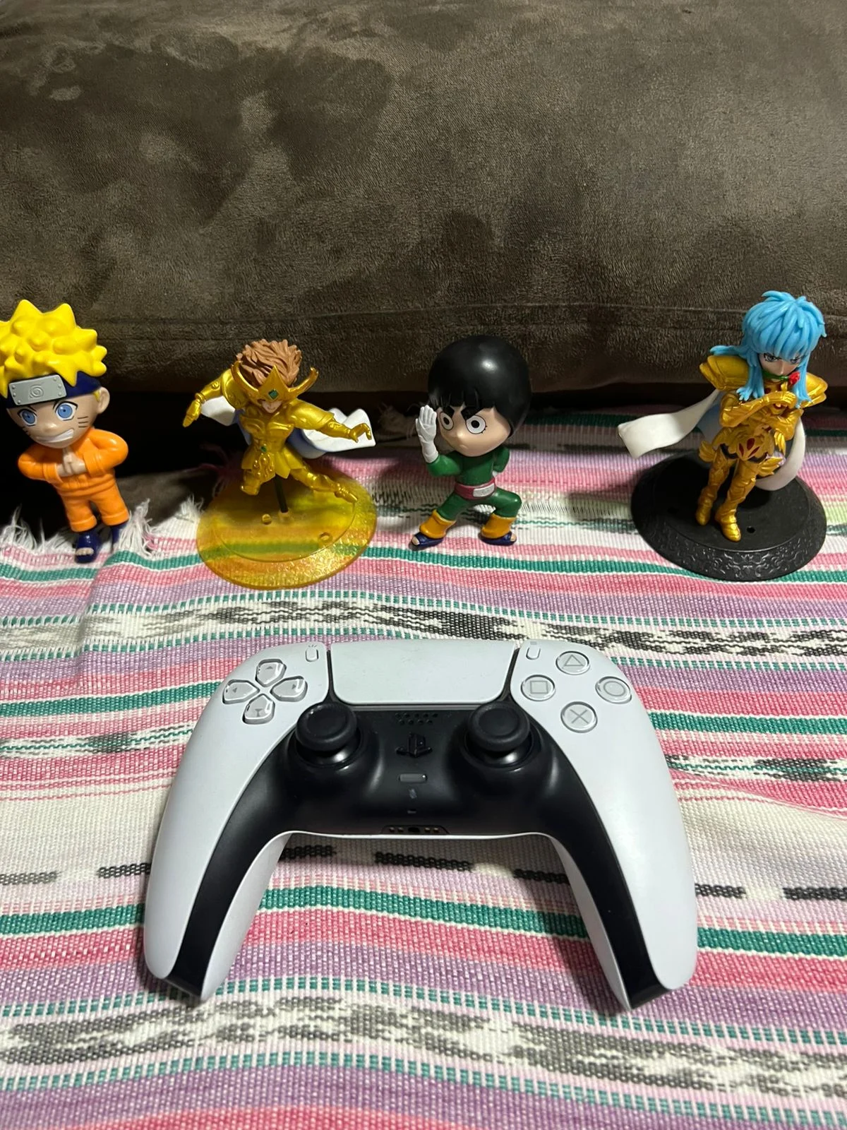 CB/ CONTROLE PS5, 218,00 SEGUIDOS DE 5,00