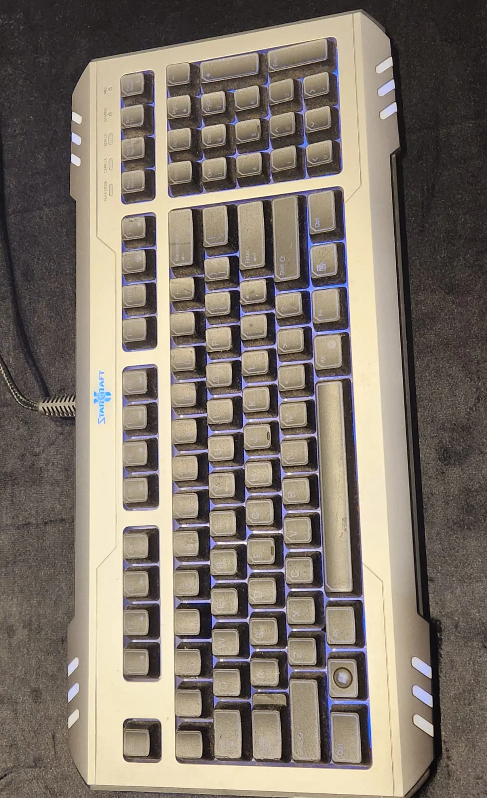 DN/ M********NO /TECLADO RAZER STARCRAFT II, 97,00 SEGUIDOS DE 8,00
