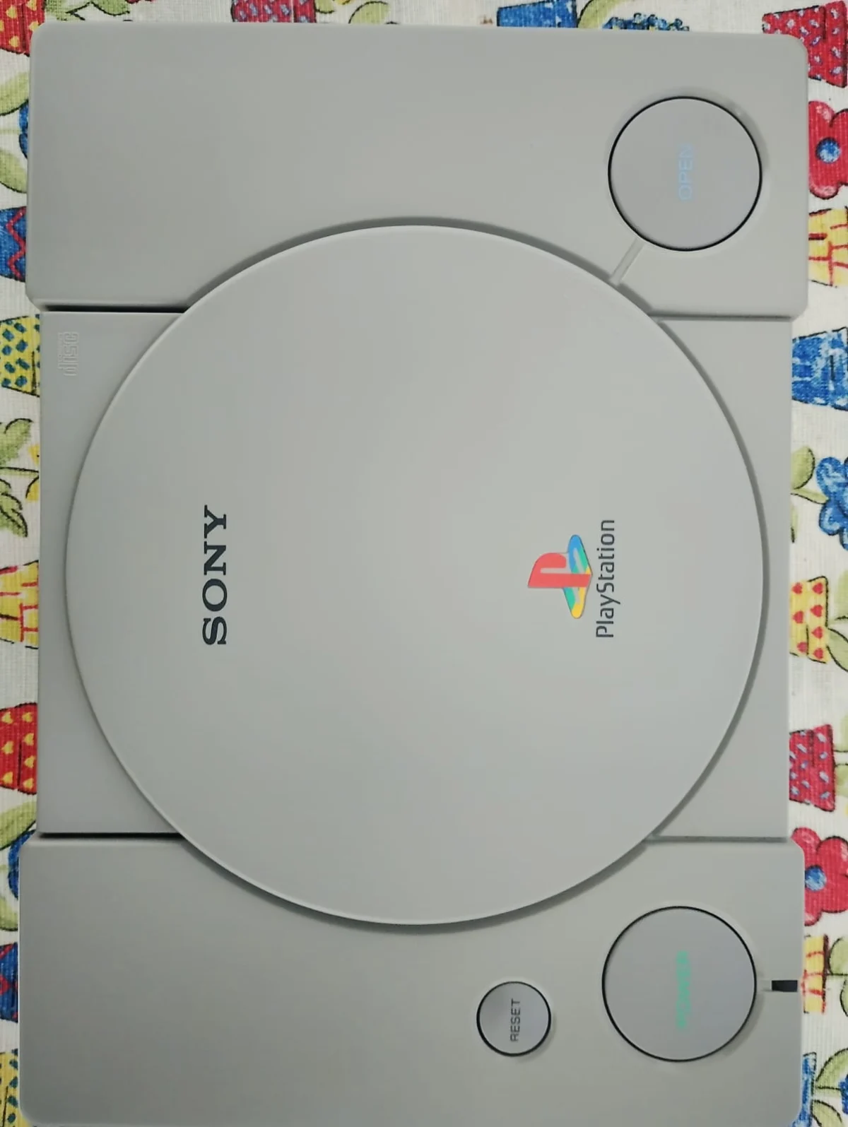 CX/ 1*******ov /PLAYSTATION 1 FAT NA CAIXA! TOP! 177,00 SEUIDOS DE 97,00