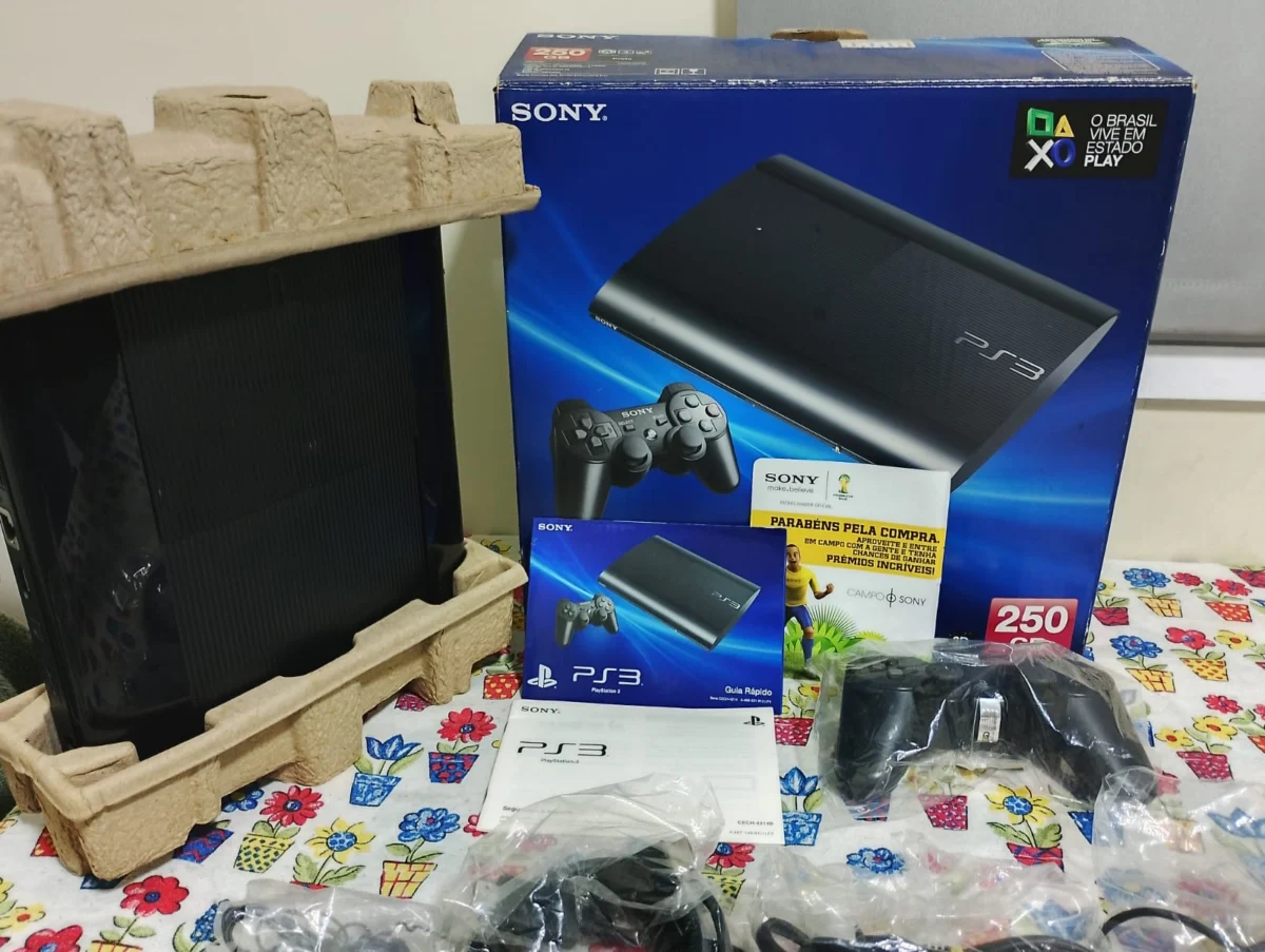 CX/ M********NO /PLAYSTATION 3 100% NA CAIXA! TOP! 10,00 SEGUIDOS DE 10,00