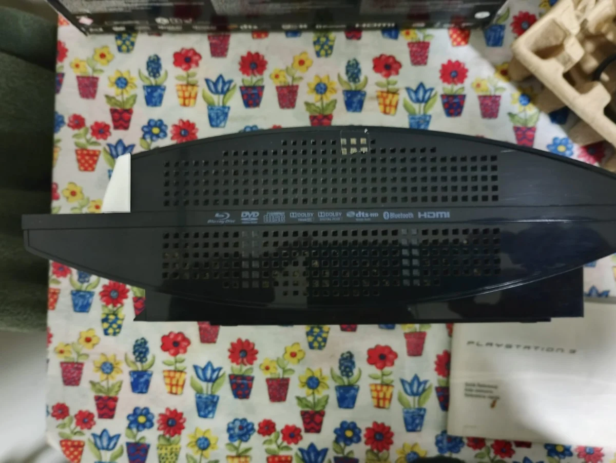 CX/ A******re P**es /PLAYSTATION 3 FAT! NA CAIXA!  207,00 SEGUIDOS DE 38,00