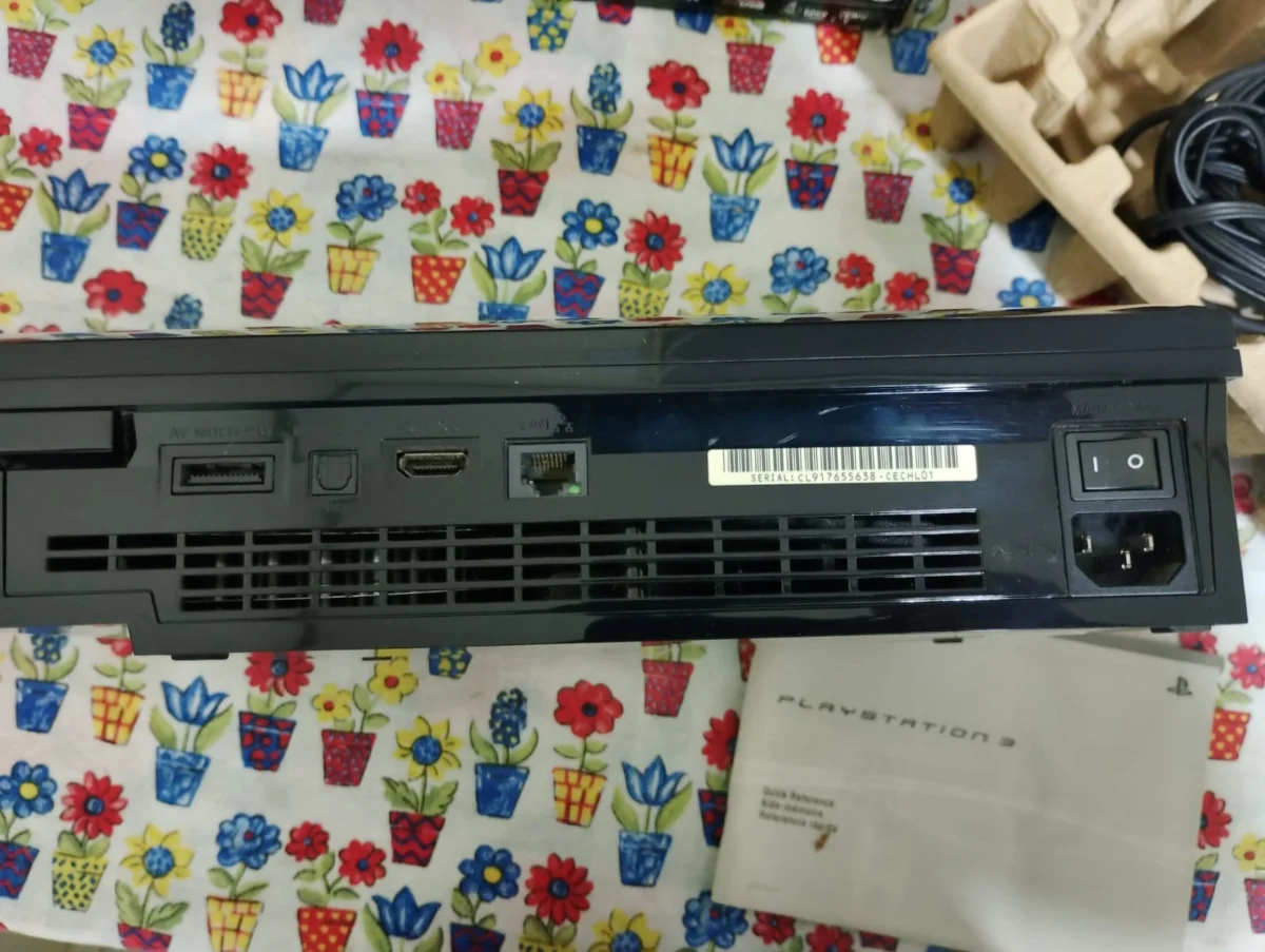 CX/ A******re P**es /PLAYSTATION 3 FAT! NA CAIXA!  207,00 SEGUIDOS DE 38,00