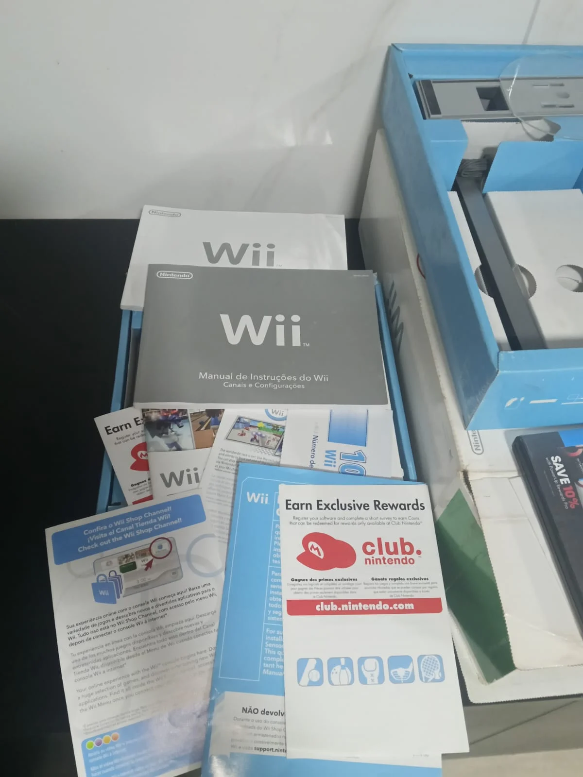 CX/ h***nr /LINDO NINTENDO WII! TOP NA CAIXA! 283,00 SEGUIDOS DE 37,00