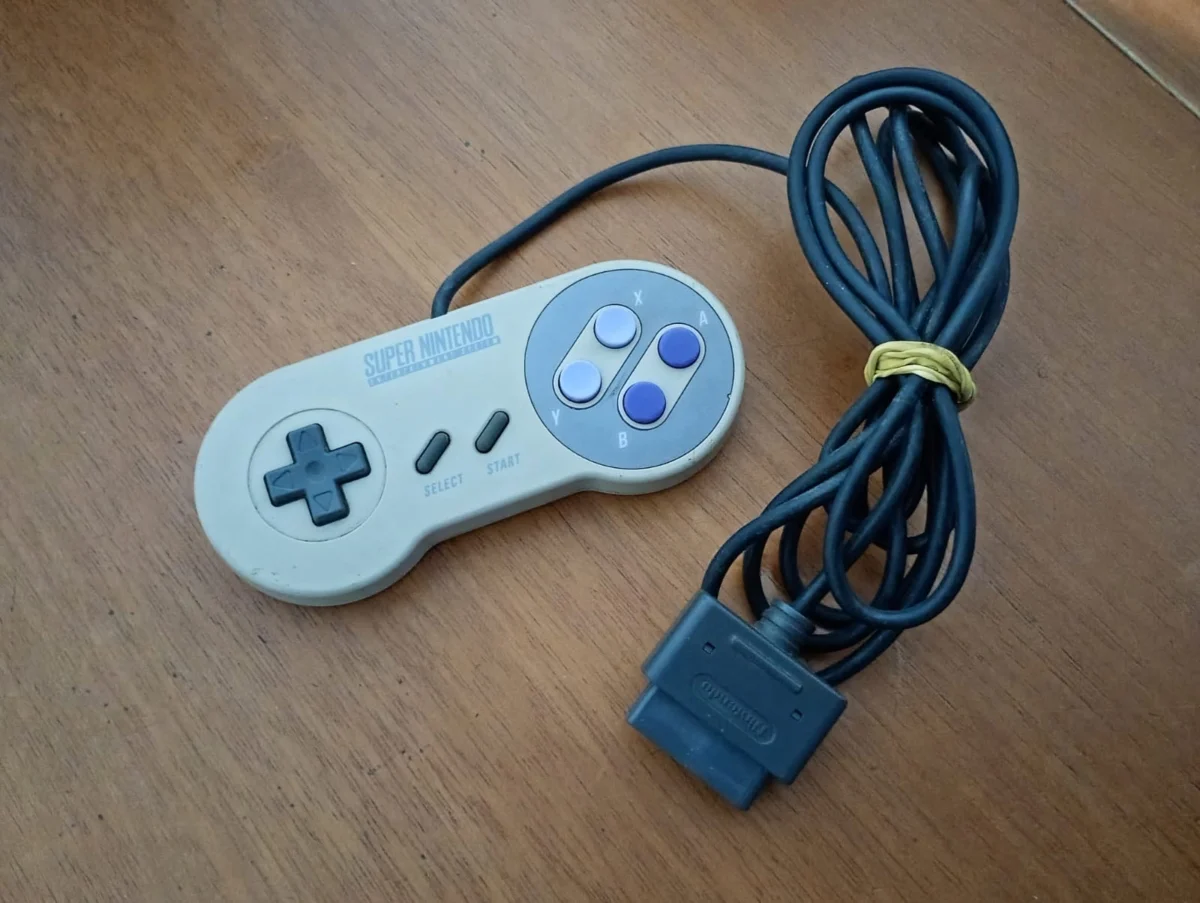 CX/ ORIGINAL CONTROLE SNES! 47,00 SEGUIDOS DE 9,00