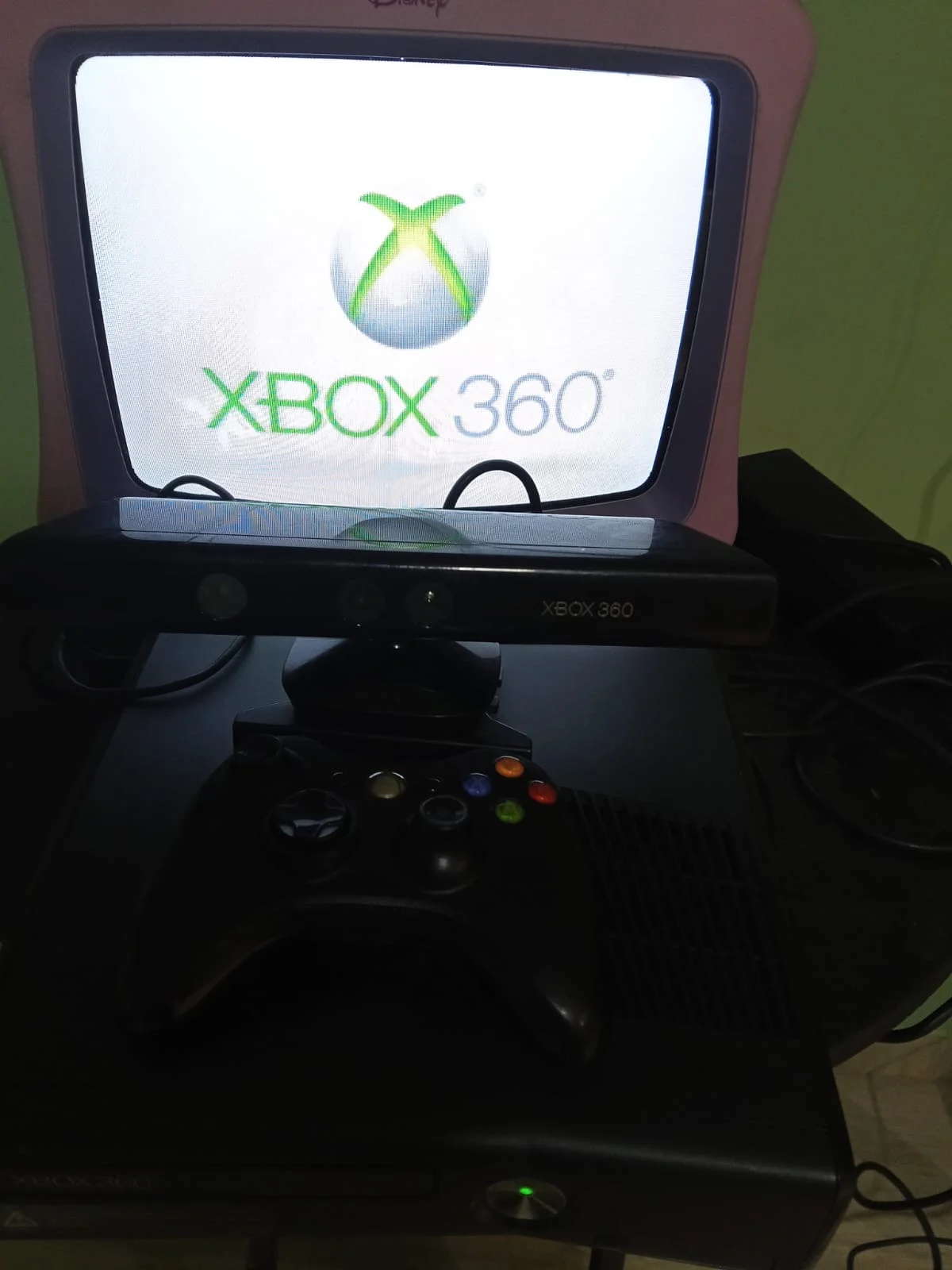 CX/ P*o /XBOX 360 + ACESSÓRIOS! 111,00 SEGUIDOS DE 19,00