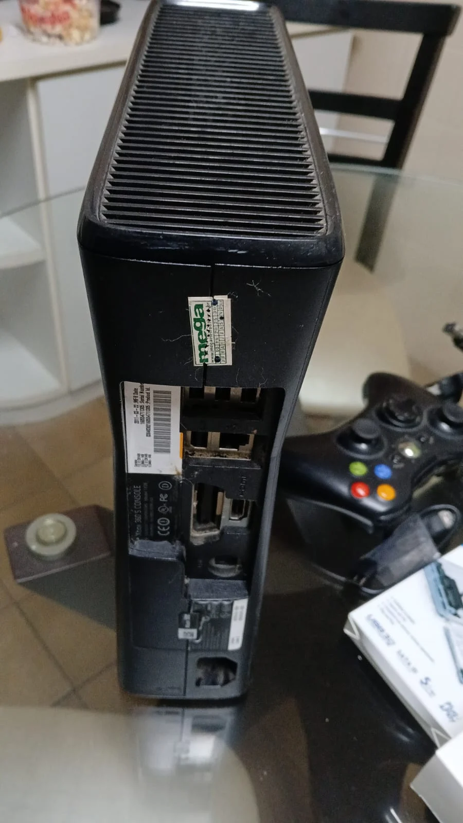 CL/ L*******X2 /XBOX 360 C DEFEITO   88,00 SEGUIDOS 28,00