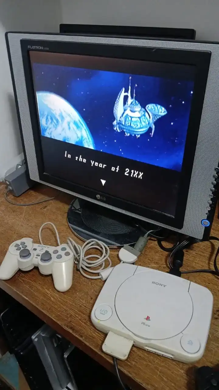 CL/ E***be S**sa /PLAYSTATION 1  88,00 SEGUIDOS 28,00