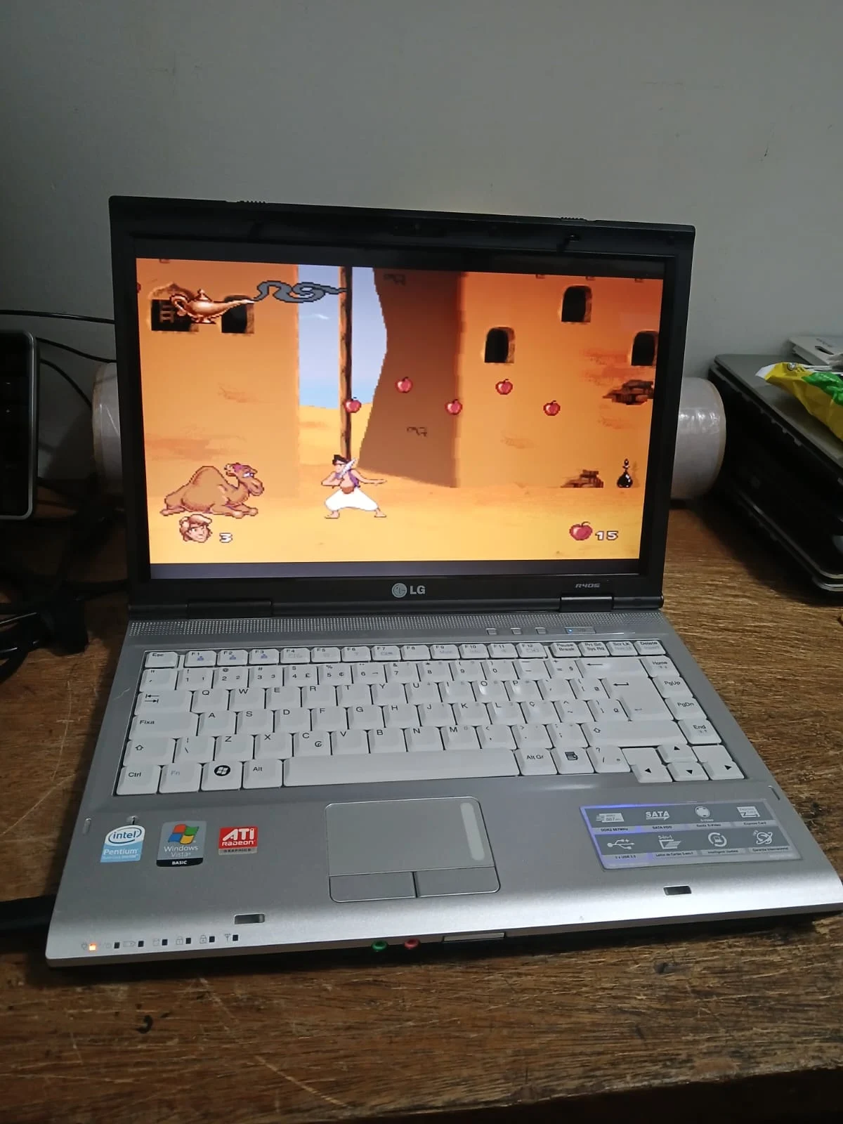 CL/ F***io /NOTEBOOK LG C BATOCERA 128,00 SEGUIDOS 28,00