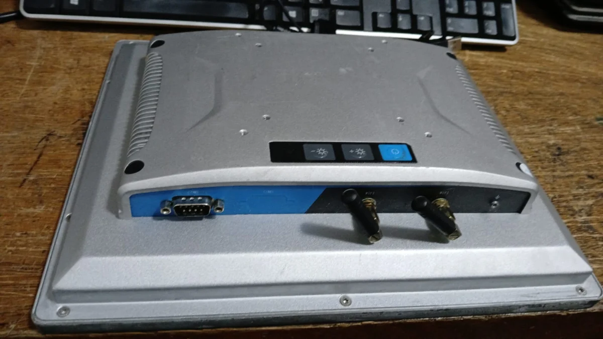 CL/ LOTE DE 3 TOUCH PC 188,00 SEGUIDOS 28,00