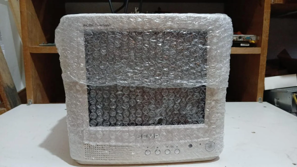 CL/ TV SEMP RETRO ANTIGA 88,00 SEGUIDOS 28,00
