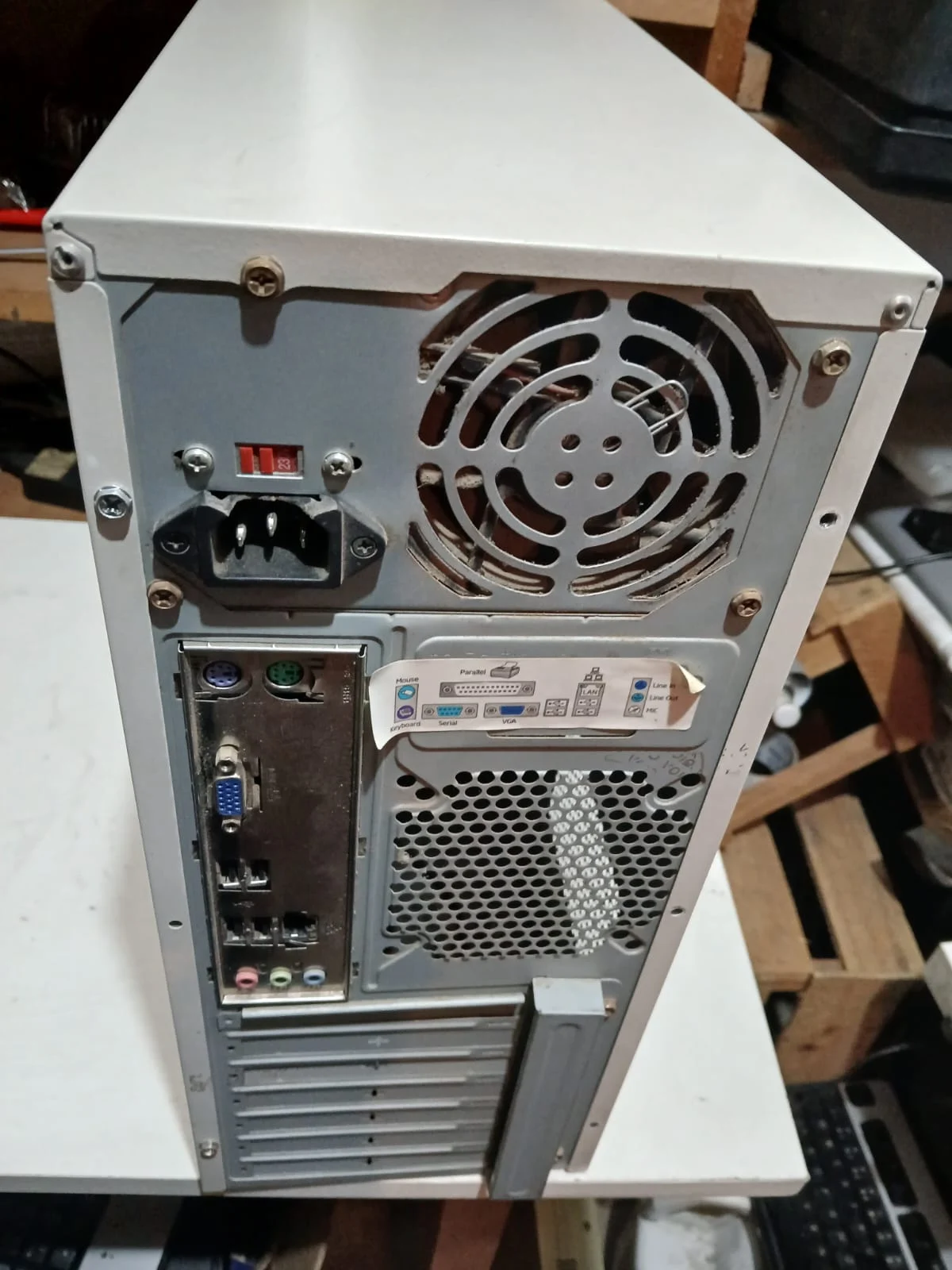 CL/ PC VISUAL ANTIGO I3 C\ BATOCERA  188,00 SEGUIDOS 28,00