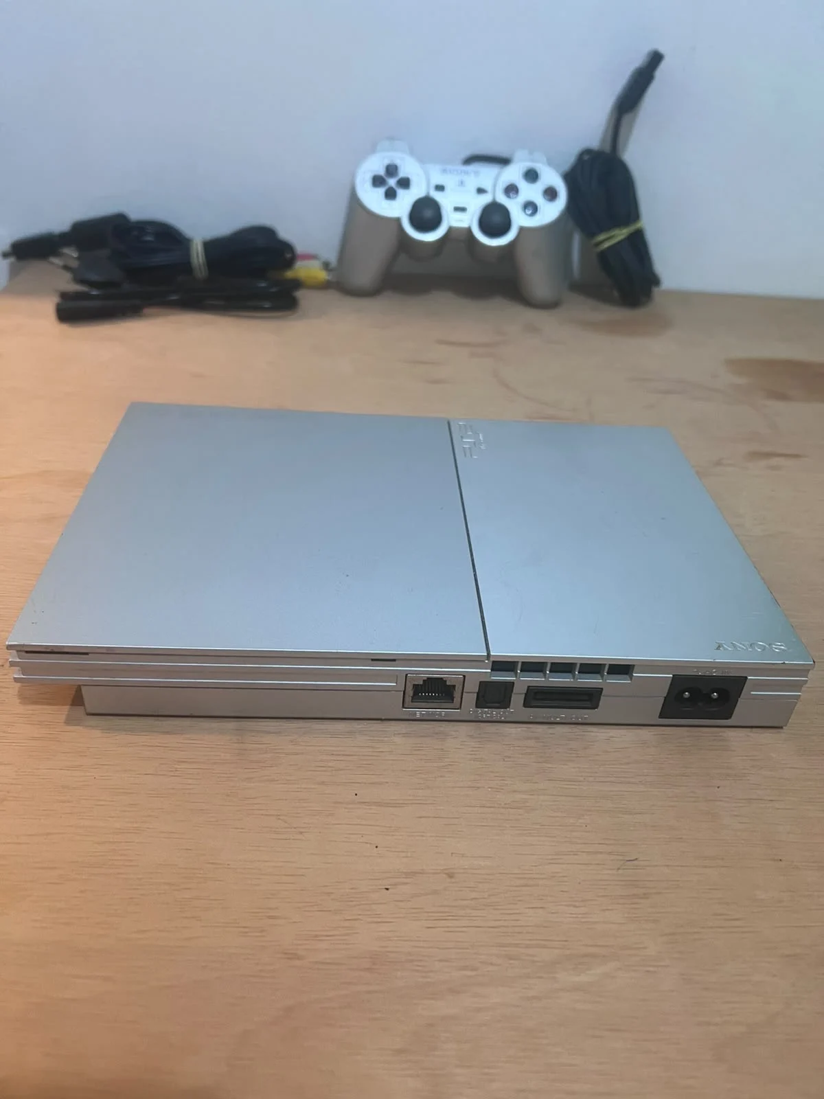 CX/ j***77 /PLAYSTATION 2 SLIM SILVER! SONY! 177,00 SEGUIDOS DE 23,00