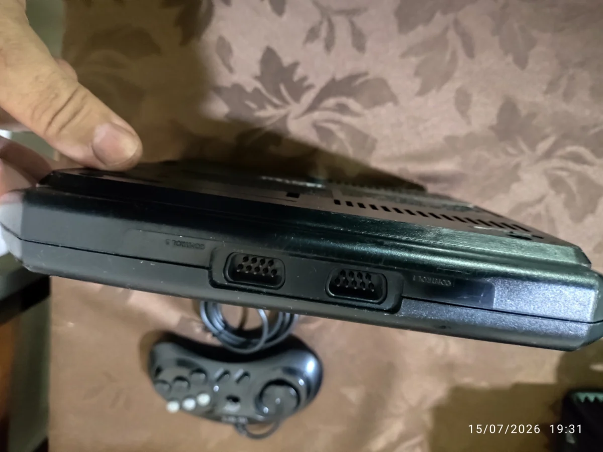 PS/ m*******ms /MEGA DRIVE 3 COM ENTRADA SEGA CD! 117,00 SEGUIDOS DE 21,00