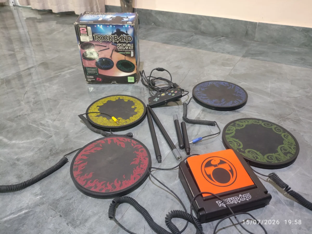PS /BATERIA ROCK BAND IMPECAVEL 237,00 SEGUIDOS DE 37,00