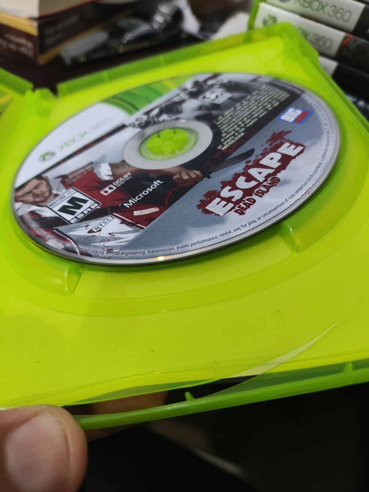 KF/ ESCAPE DEAD ORIGINAL 49,00 SEGUIDOS DE 6,00