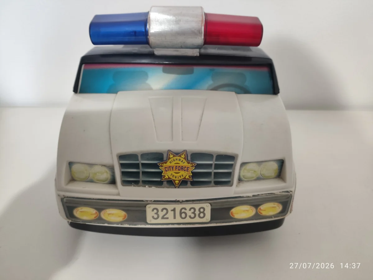 PS/ m*******ms /BRINQUEDO VINTAJE ANOS 80 CITY FORCE 90,00 SEGUIDOS DE 21,00