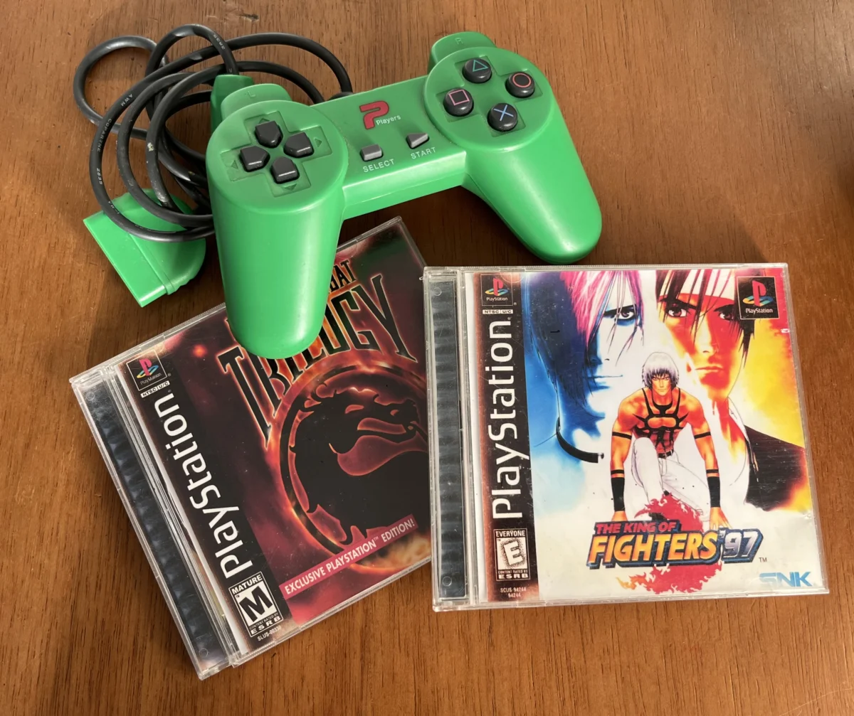 CX/ R****to B****ra C****ho /LOTE! CONTROLE E JOGOS! 57,00 SEGUIDOS DE 10,00