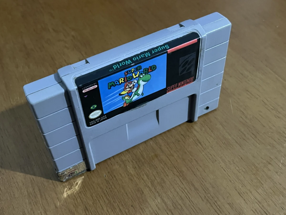 CX/ ORIGINAL! MARIO WORLD! 48,00 SEGUIDOS DE 15,00