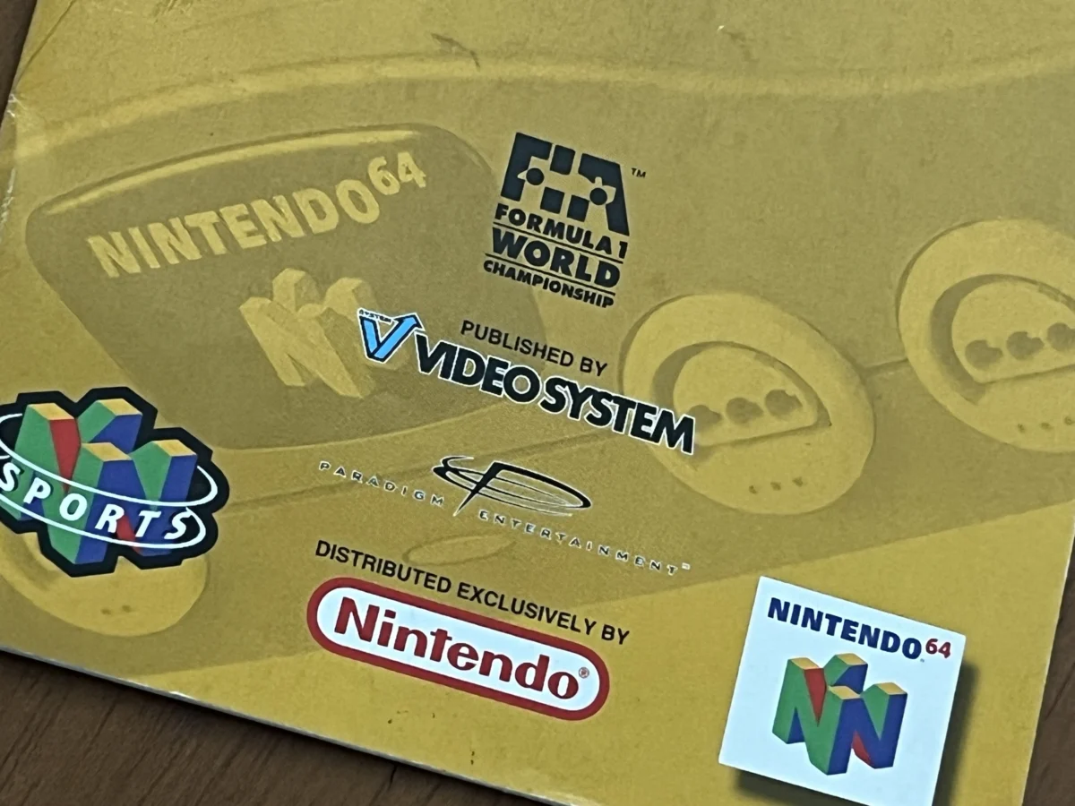 CX/ 3 MANUAIS ORIGINAIS! DE JOGOS D N64! 57,00 SEGUIDOS DE 9,00