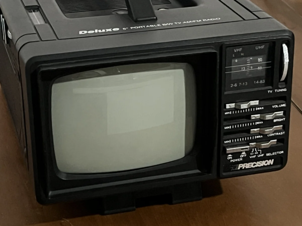 CX/ W***eo /TV PRECISION ANOS 90!   39,00 SEGUIDOS DE 9,00