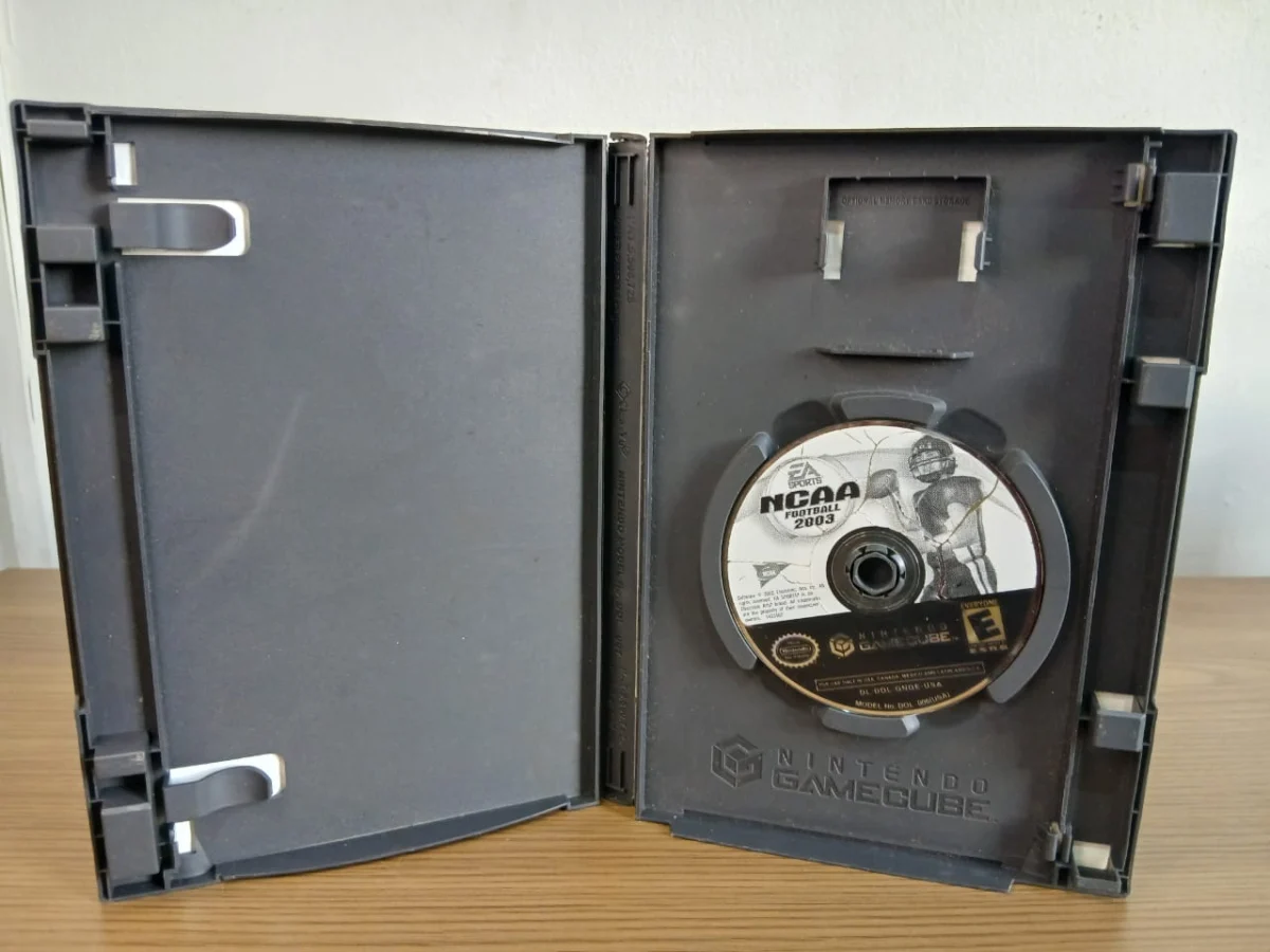 FH/ Original NCCA USA GameCube 49,00 SEGUIDOS DE 10,00