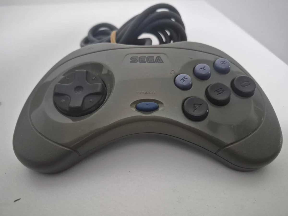JD/ M********NO /ORIGINAL CONTROLE SEGA SATURN, 79,00 SEGUIDOS DE 6,00