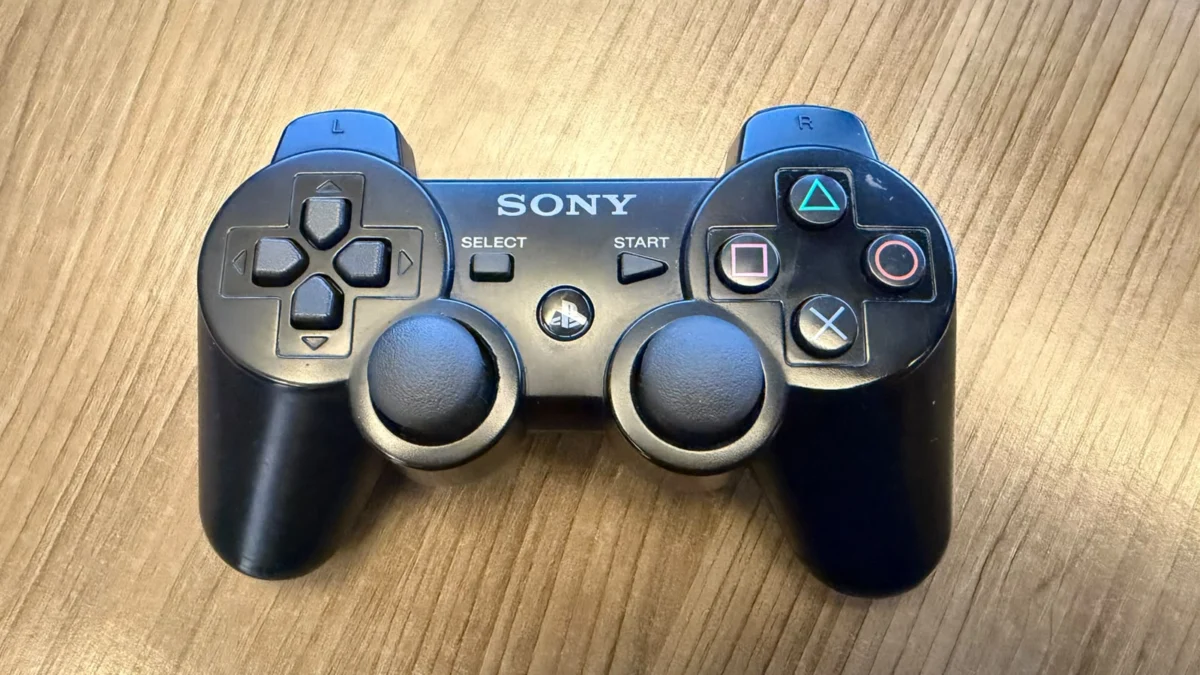 R9/ B****to /ORIGINAL CONTROLE PS3! 99,00 SEGUIDOS DE 10,00