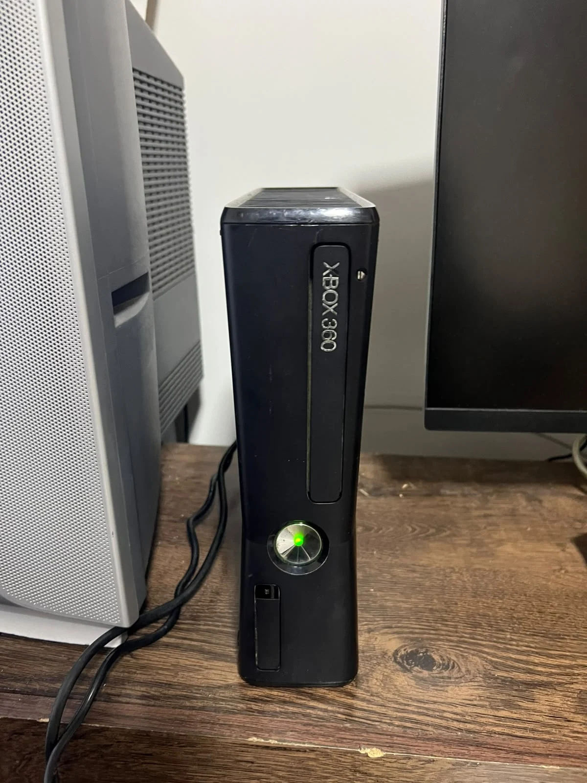 CB/ XBOX 360 SIM 197,00 SEGUIDOS DE 11,00