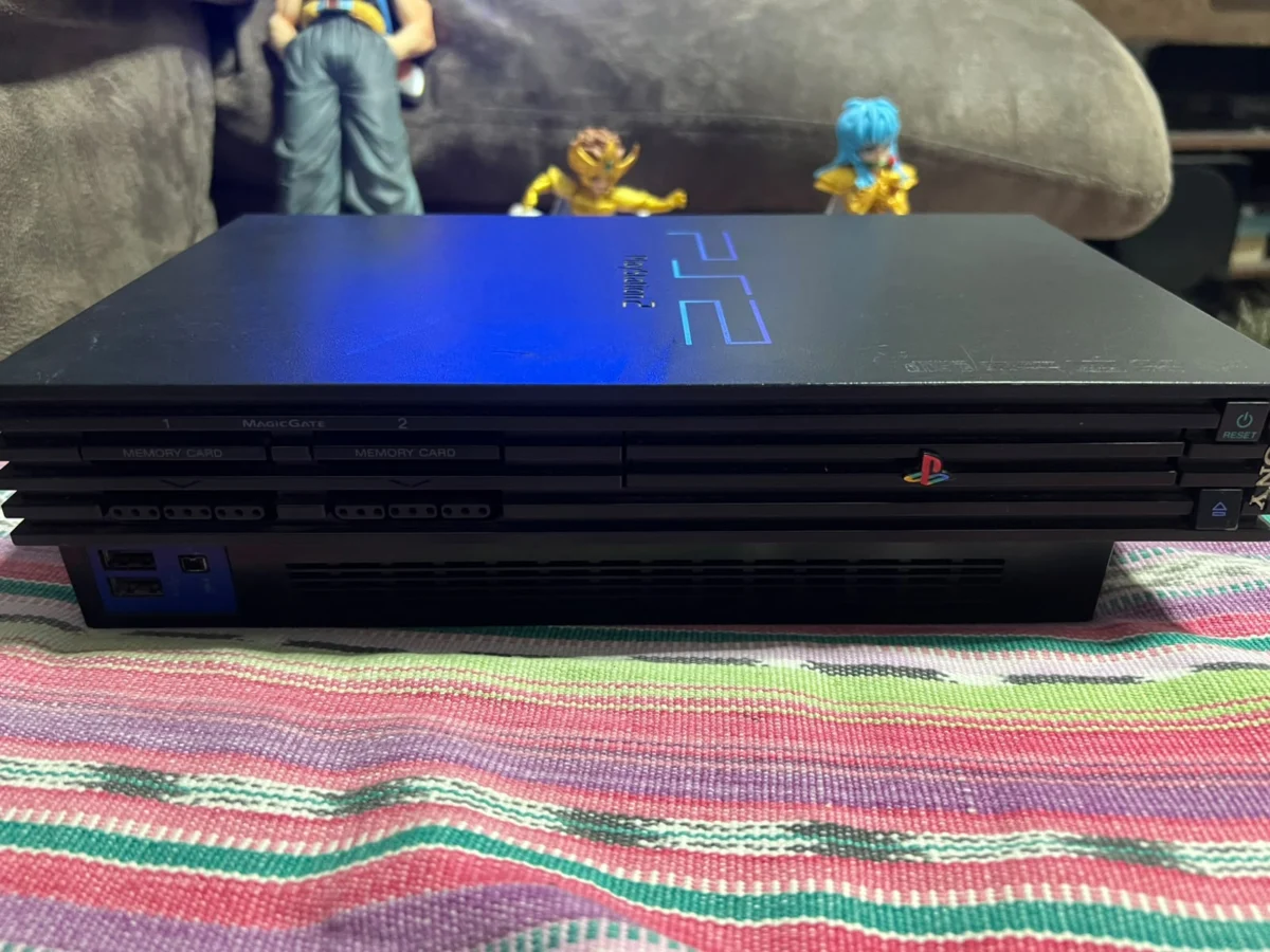 CB/ PS2 FAT 99,00 SEGUIDOS DE 6,00