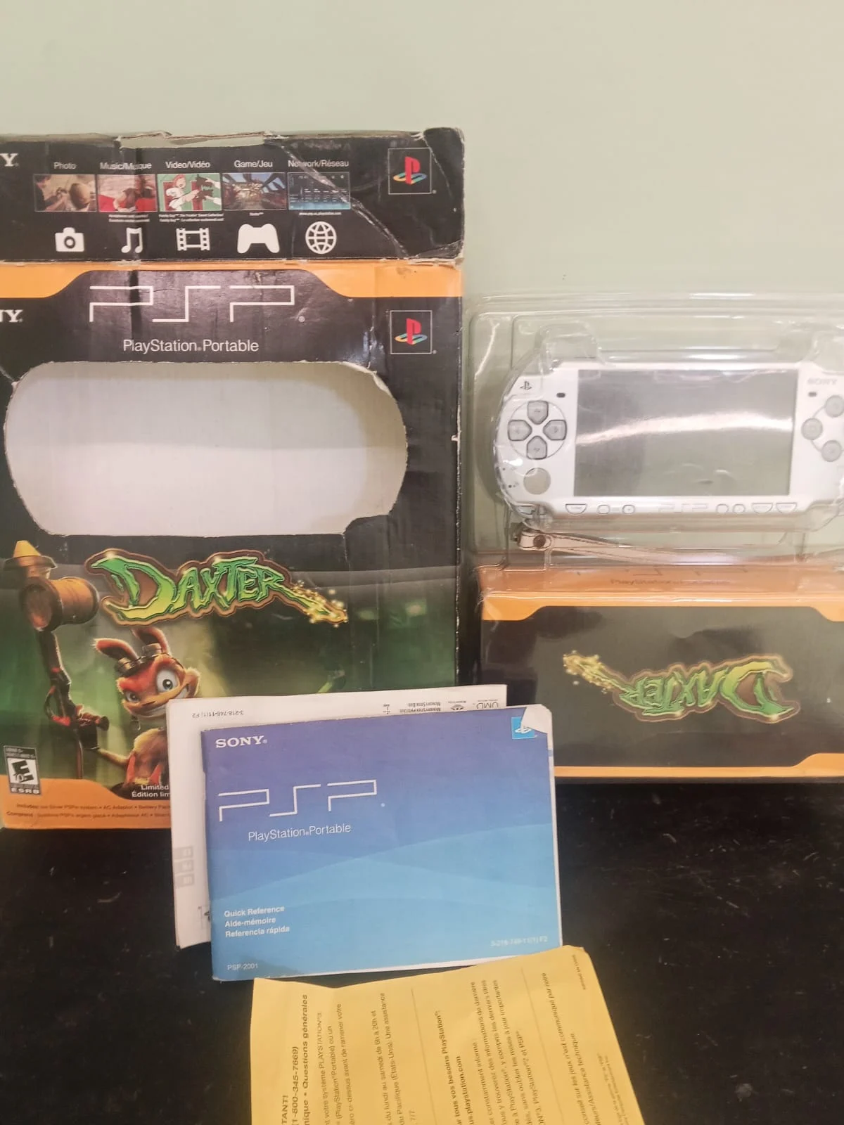 CX/ R*******23 /LINDO PSP EDIÇÃO DAXTER! +UMDS 197,00 SEGUIDOS DE 20,00