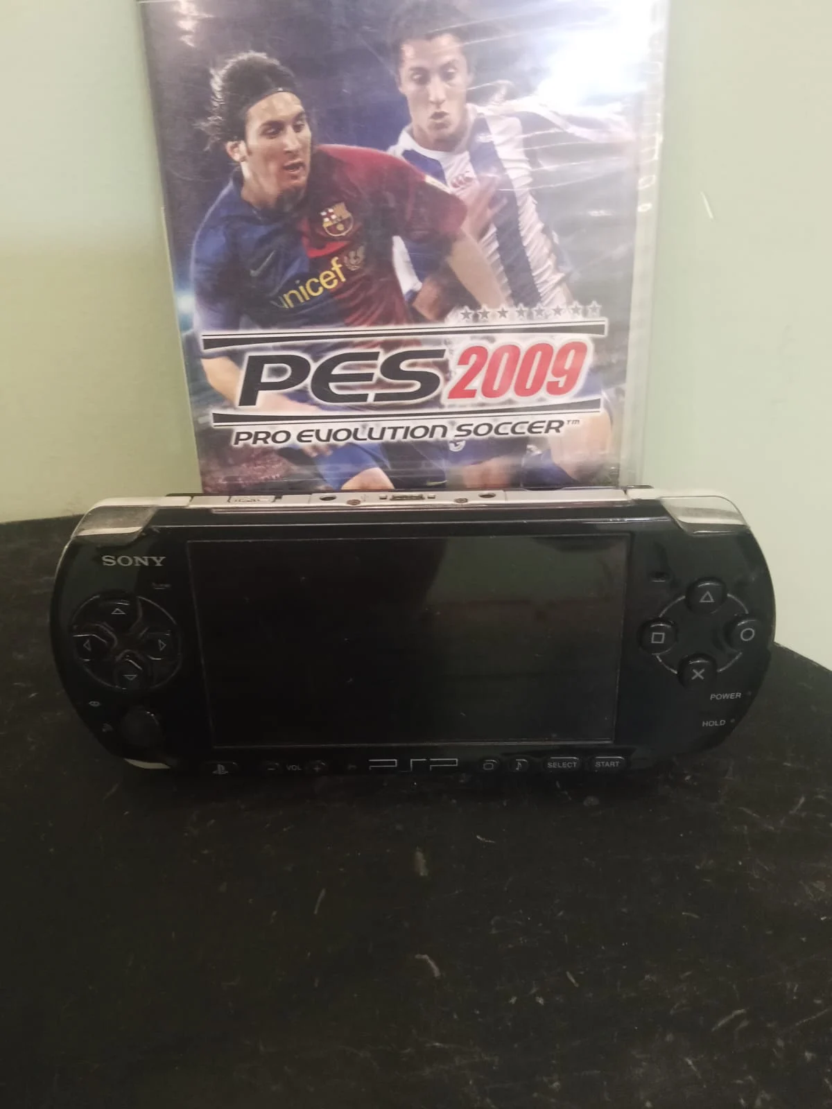 CX/ S****et /CONSOLE PORTÁTIL SONY PSP+JOGO LACRADO! 107,00 SEGUIDOS DE 15