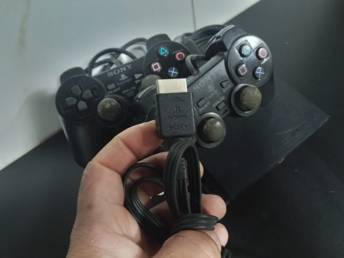 CX/ X****io /PS2 TODO ORIGINAL! MATRIX! LENDO100%! 239,00 SEGUIDOS DE 21,00