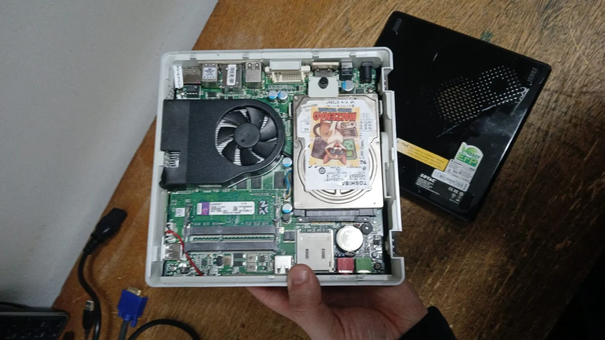 CL/ MINI PC ZOTAC 128,00 SEGUIDOS 28,00