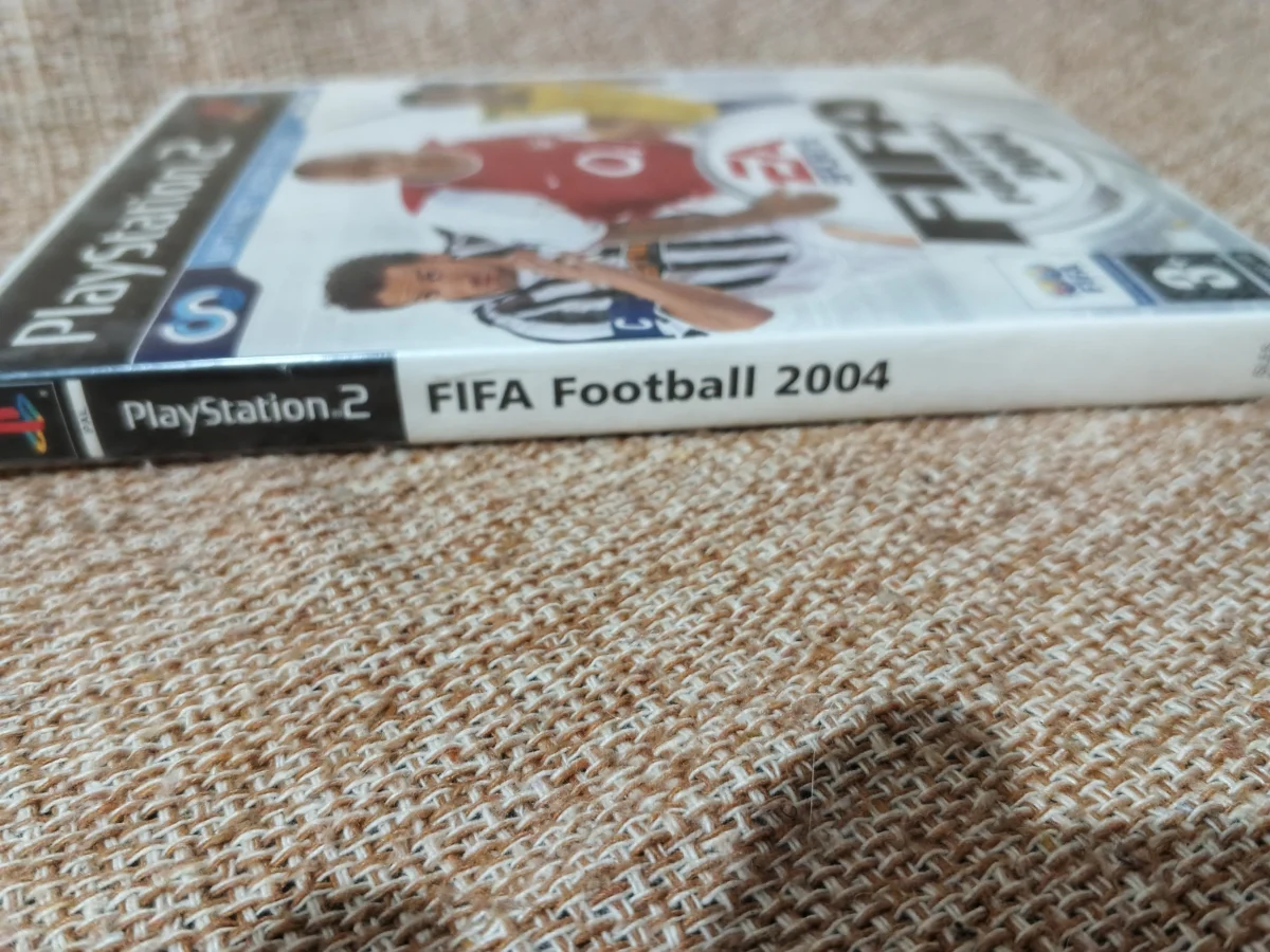 E7/ ORIGINAL FIFA 2004 PS2 55,00 SEGUIDOS DE 5,00