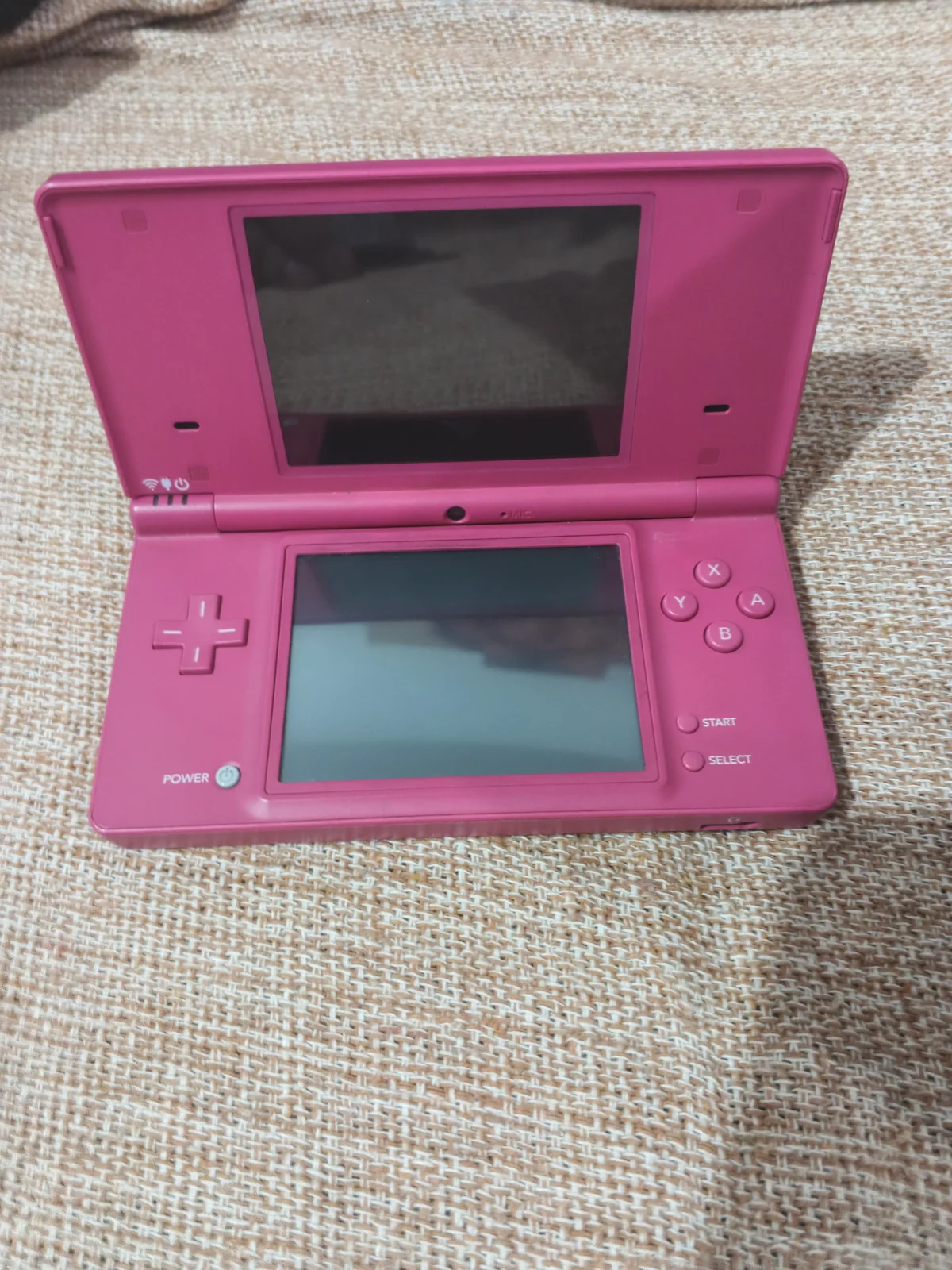 E7/ COLEÇÃO DSI ROSA + 10 JOGOS ORIGINAIS!  597,00 SEGUIDOS DE 20,00