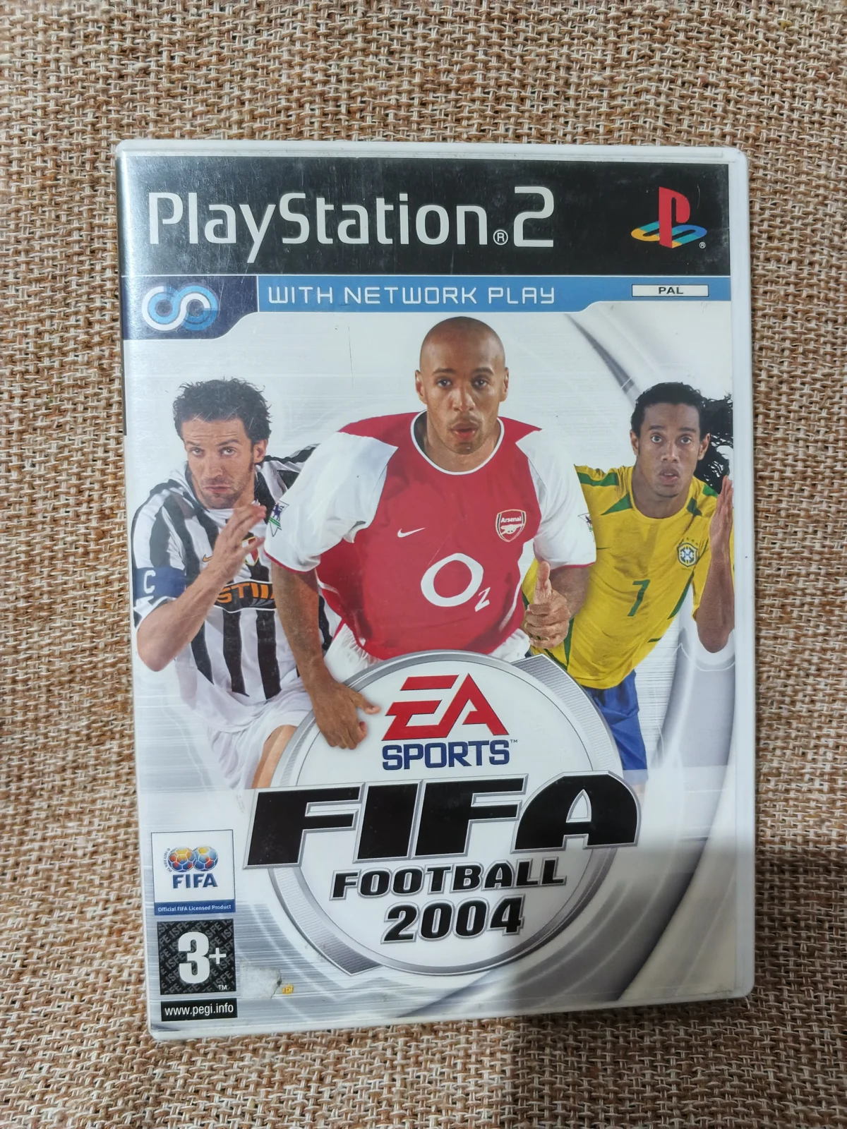E7/ ORIGINAL FIFA 2004 PS2 55,00 SEGUIDOS DE 5,00